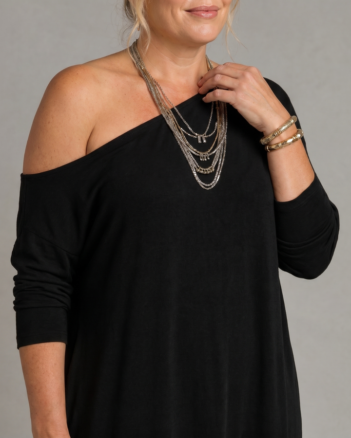 Asterelle | One Shoulder Side Slit Flowing Dress
