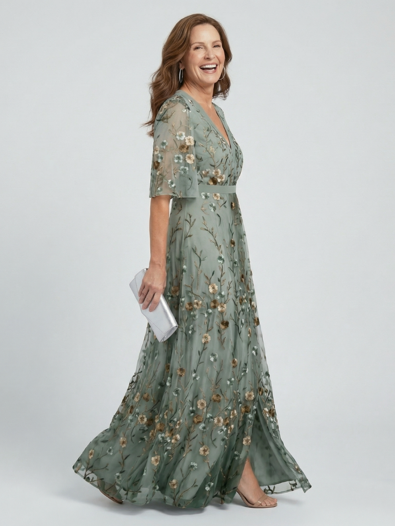 Selora | Floral Embroidered Maxi