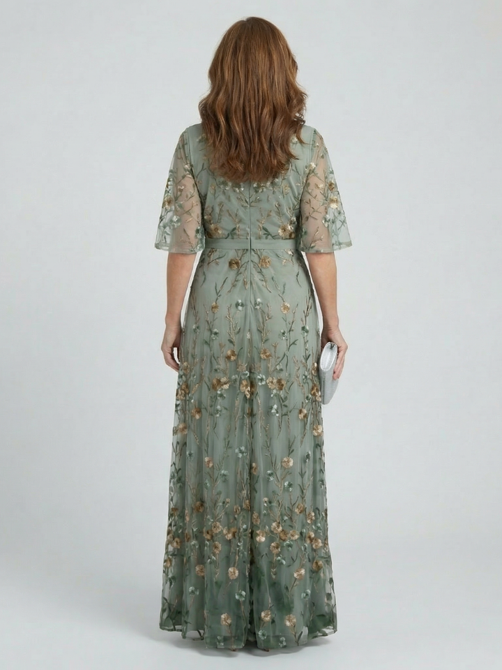 Selora | Floral Embroidered Maxi