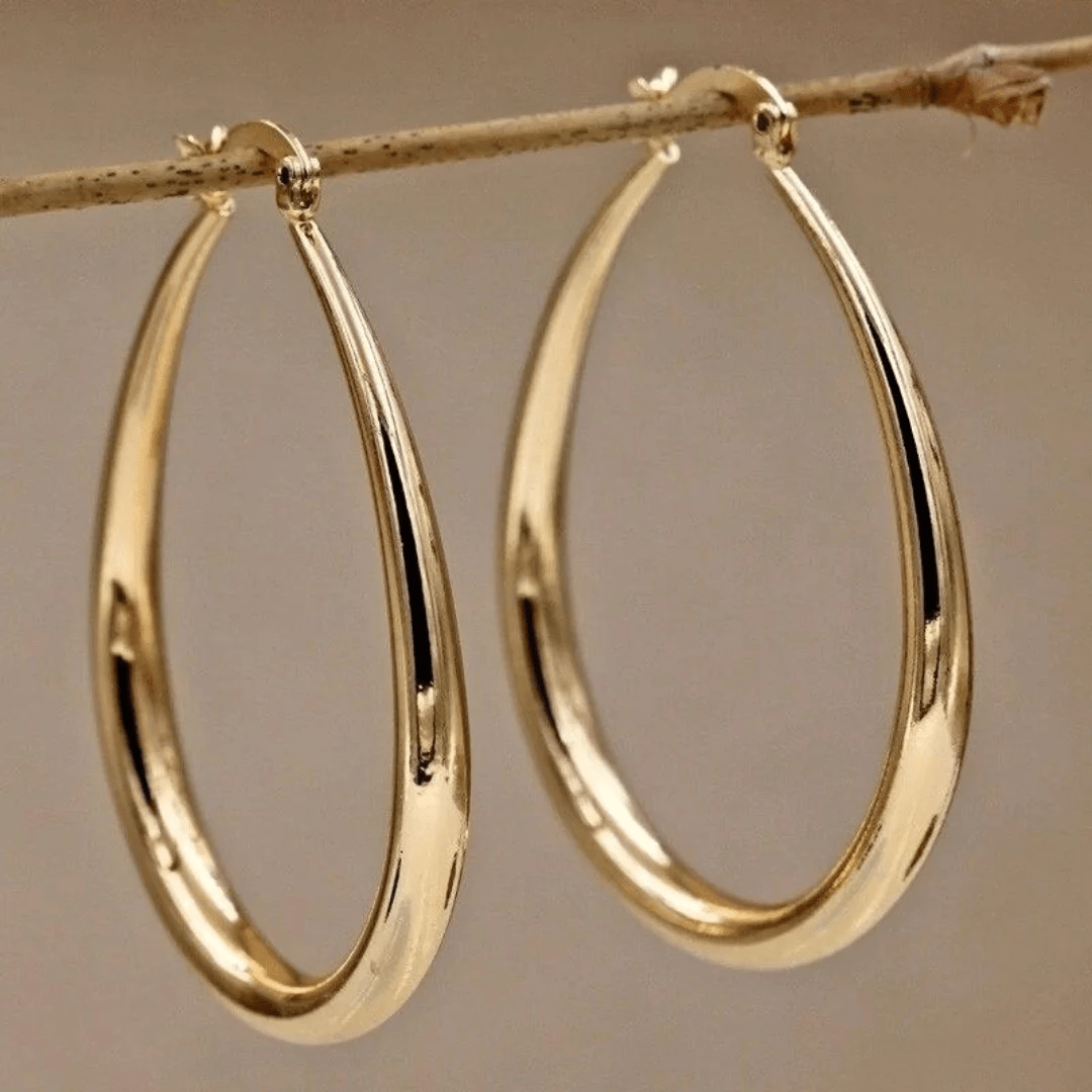Exclusive vintage gold earrings