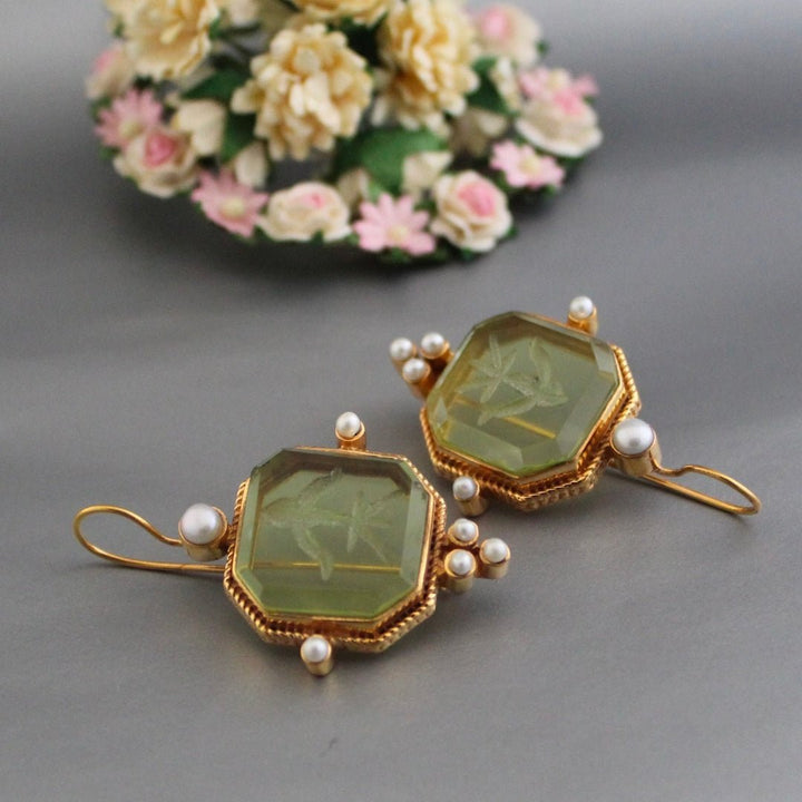 Vintage Green &amp; Pearls Earrings